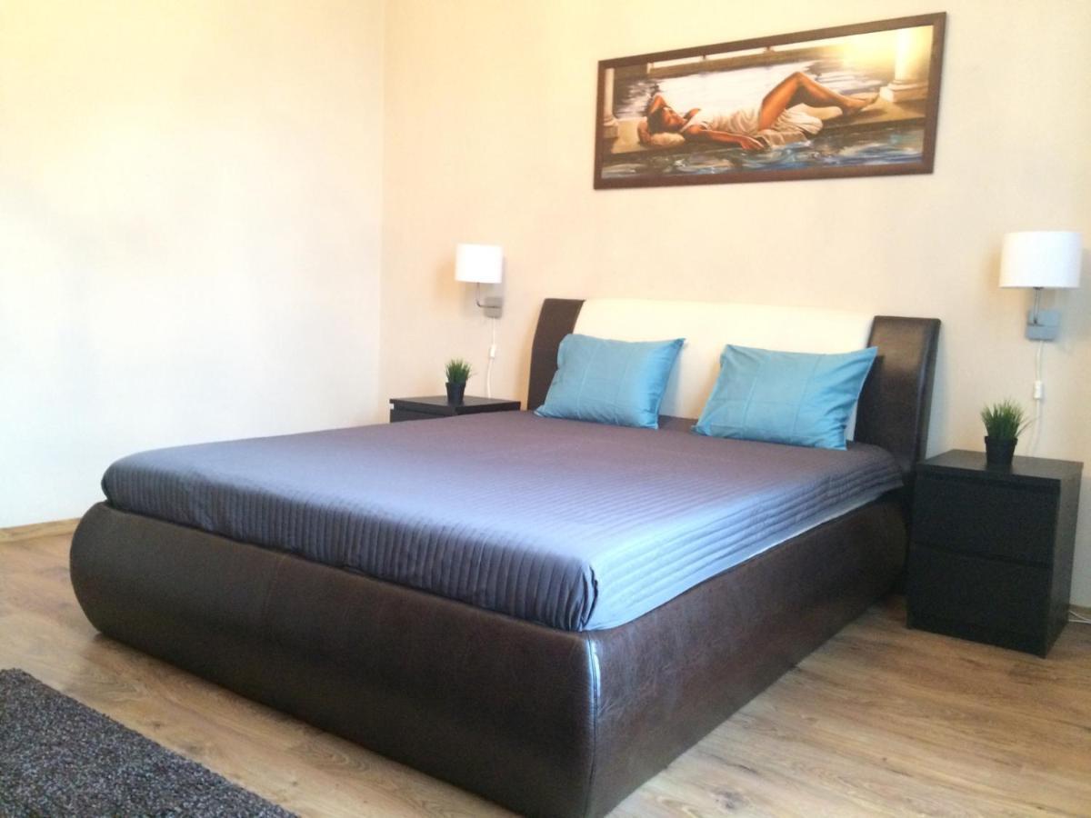 Standard By Hi5 - Ruin Bar Distr. Apartmán *